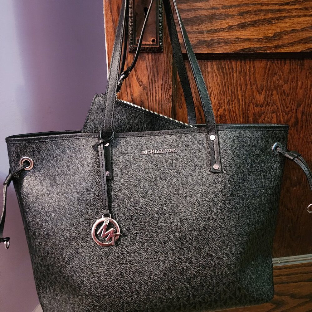 SAVED for firstdownkicks: Michael kors Black & Gray Signature Print Tote - Picture 4 of 12